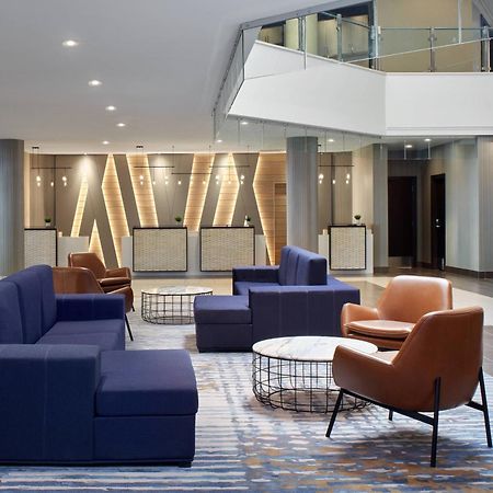 Delta Hotels By Marriott Saskatoon Downtown Exterior photo