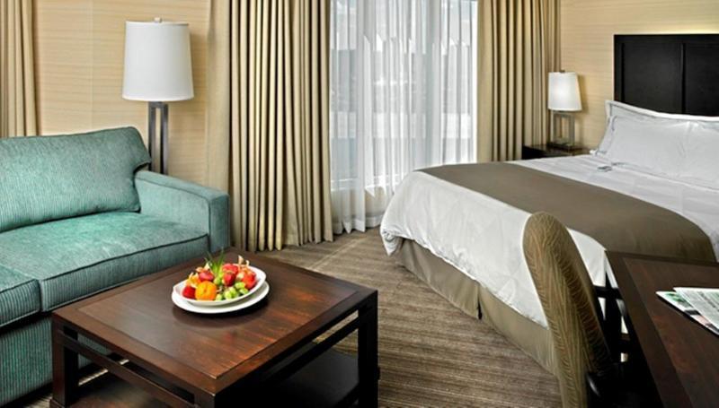 Delta Hotels By Marriott Saskatoon Downtown Exterior photo